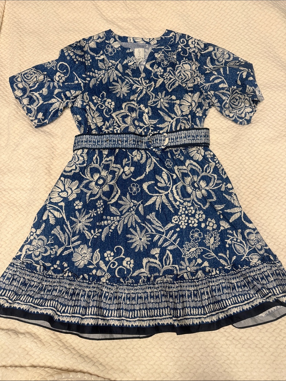 Women’s NWT Blue Floral Belted Dress